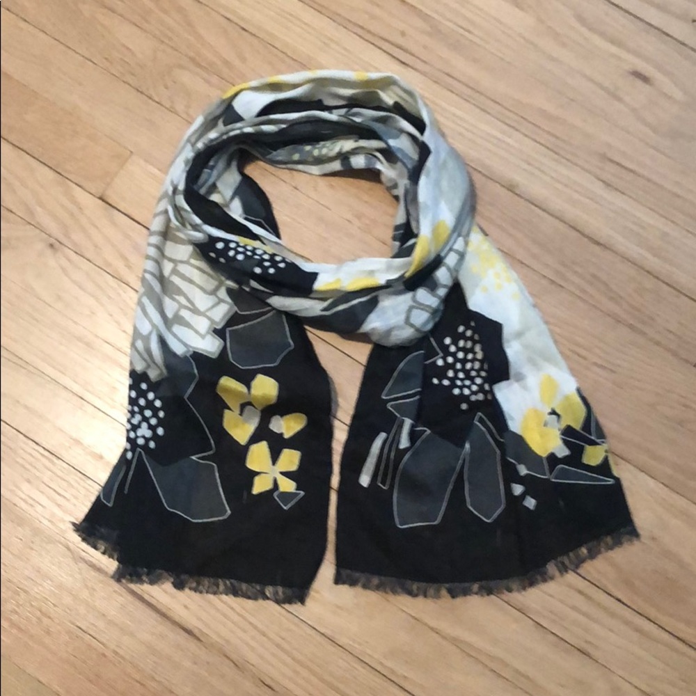 SOLD Spring scarf